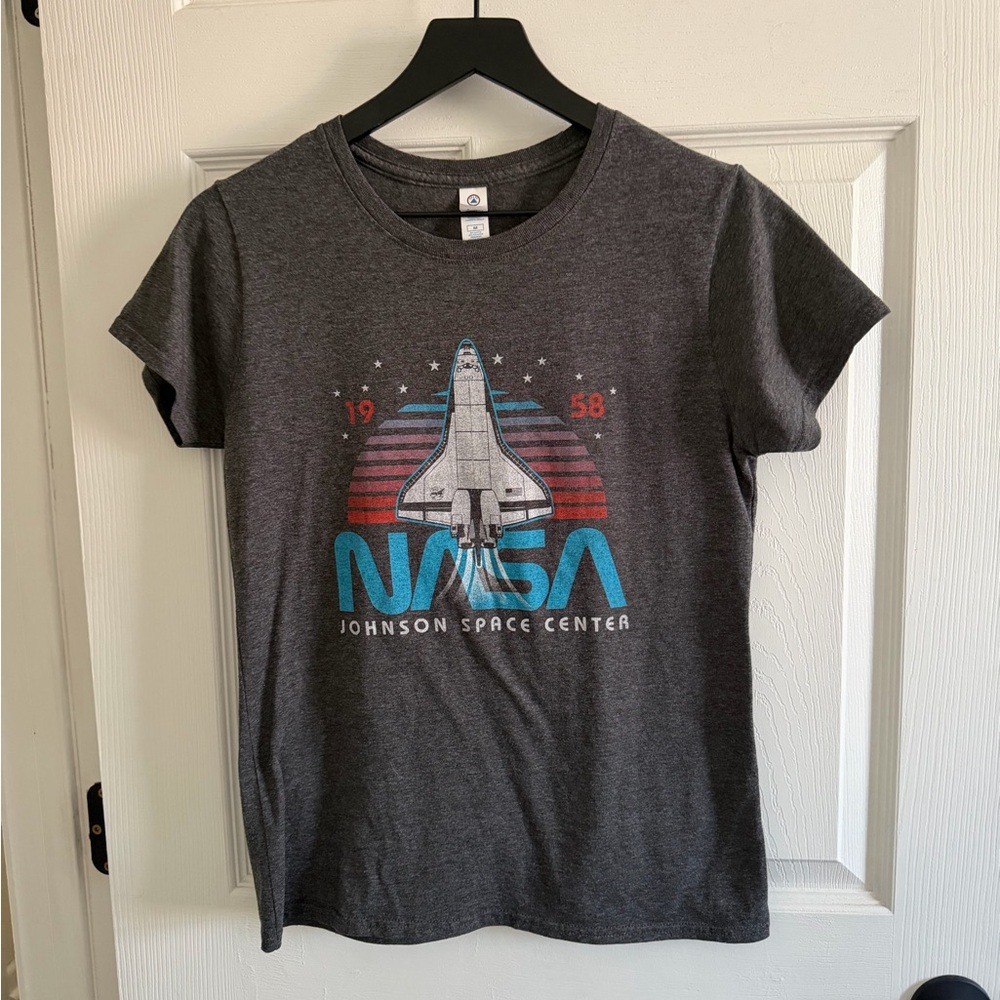 Delta Gray NASA Short Sleeve Women's Tee